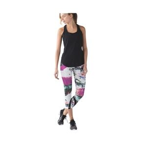 Lululemon Run Inspire Crop II All‎ Full-On Luxtreme® Multi/Black Size 2